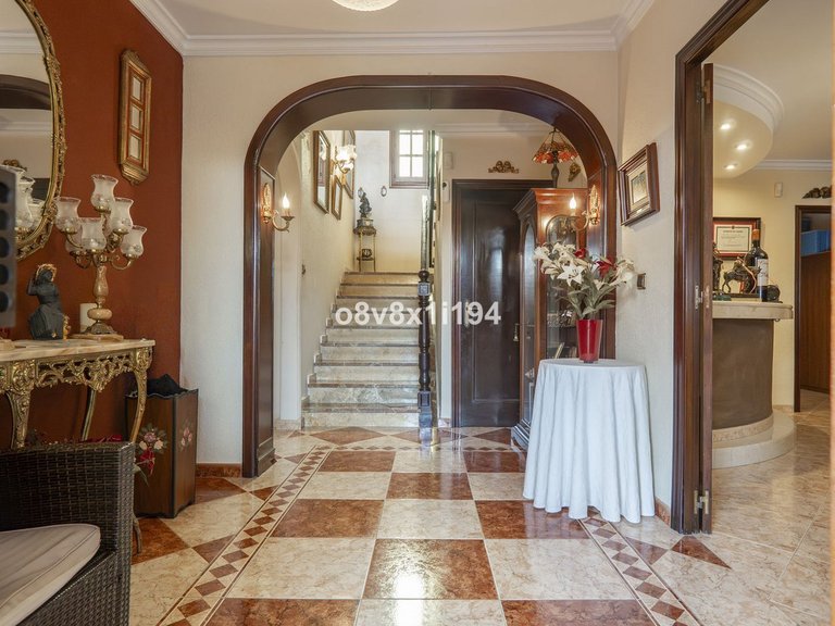 Villa for Sale in Ciudad Jardín, Malaga 6