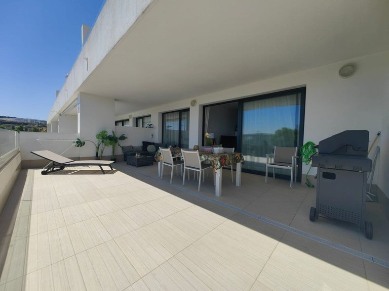 Apartment for Sale in Estepona, Malaga 1