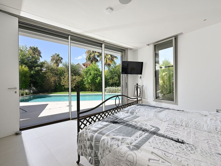 Villa for Sale in Marbesa, Malaga 10