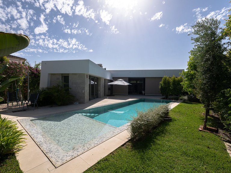 Villa for Sale in Marbesa, Malaga 18