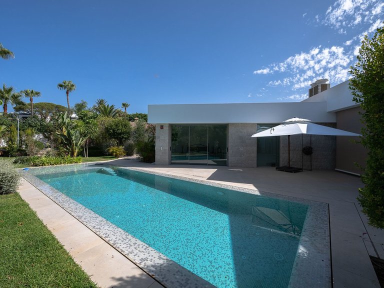 Villa for Sale in Marbesa, Malaga 26