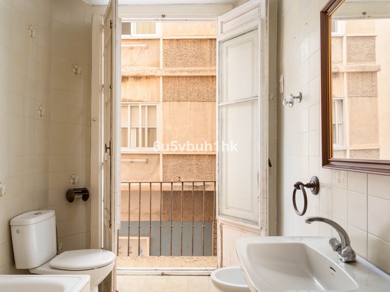 Apartment for Sale in Málaga, Malaga 16