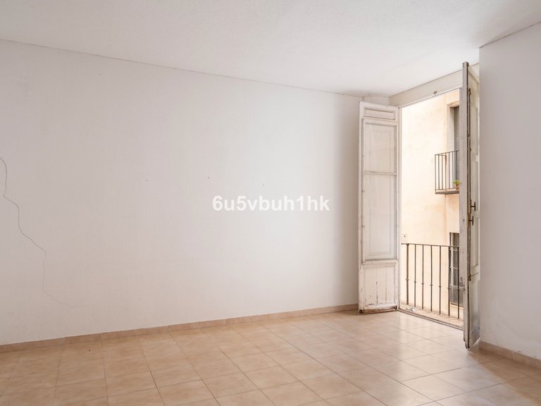 Apartment for Sale in Málaga, Malaga 3