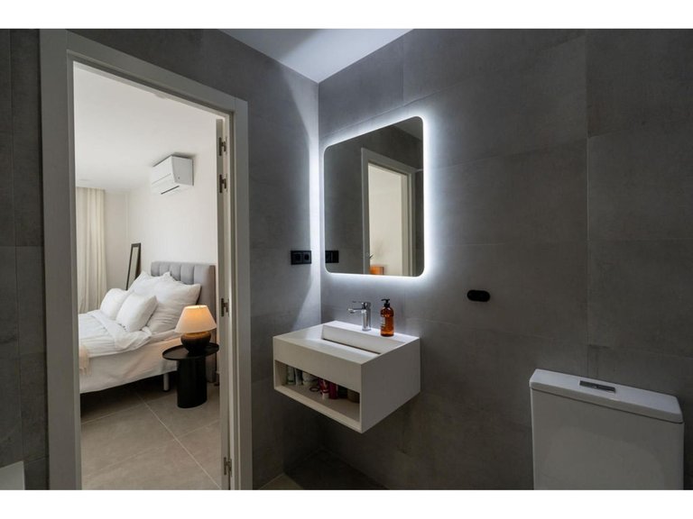 Villa for Sale in Nueva Andalucía, Malaga 34