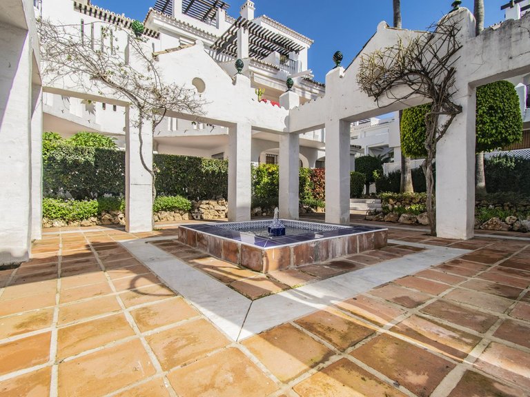Apartment for Sale in Nueva Andalucía, Malaga 39