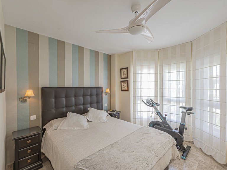 Apartment for Sale in Nueva Andalucía, Malaga 4