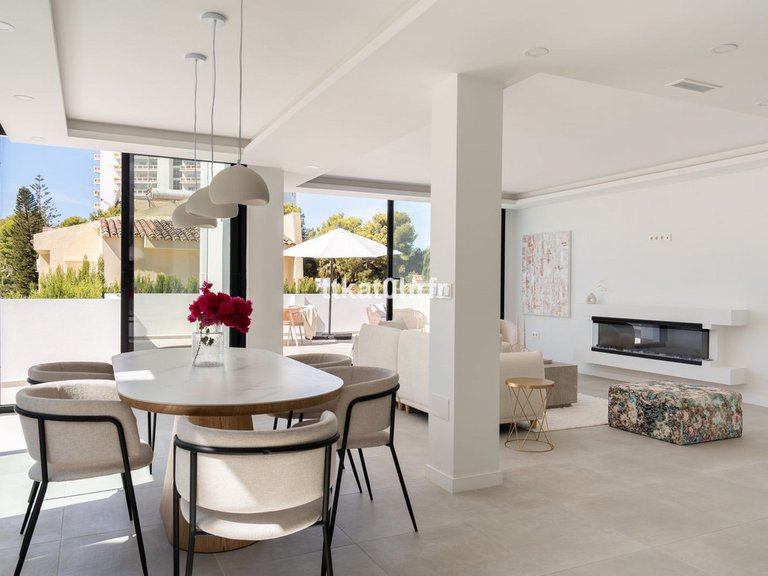 Villa for Sale in Nueva Andalucía, Malaga 5