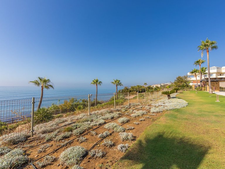 Apartment for Sale in Estepona, Malaga 14