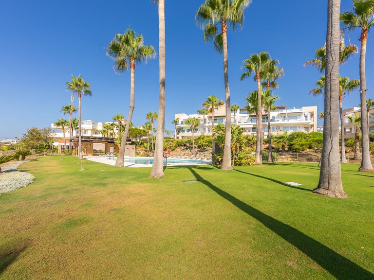 Apartment for Sale in Estepona, Malaga 44