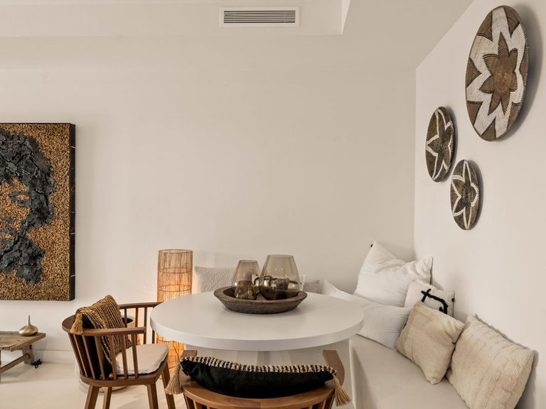 Villa for Sale in The Golden Mile, Malaga 8