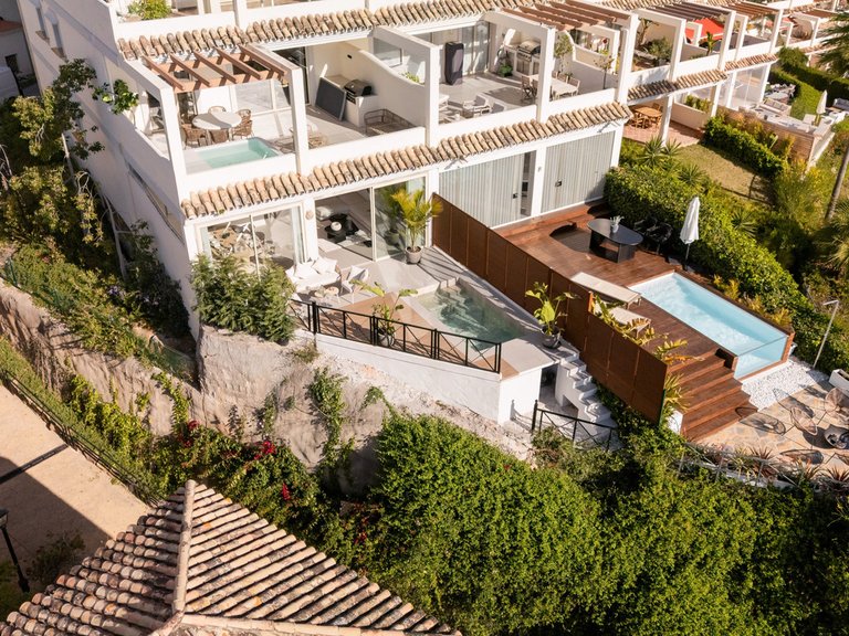Apartment for Sale in Nueva Andalucía, Malaga 17