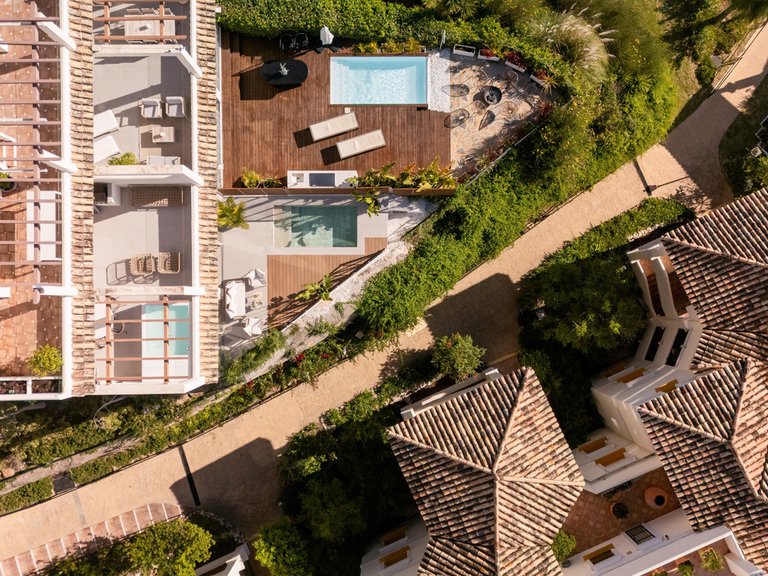 Apartment for Sale in Nueva Andalucía, Malaga 18