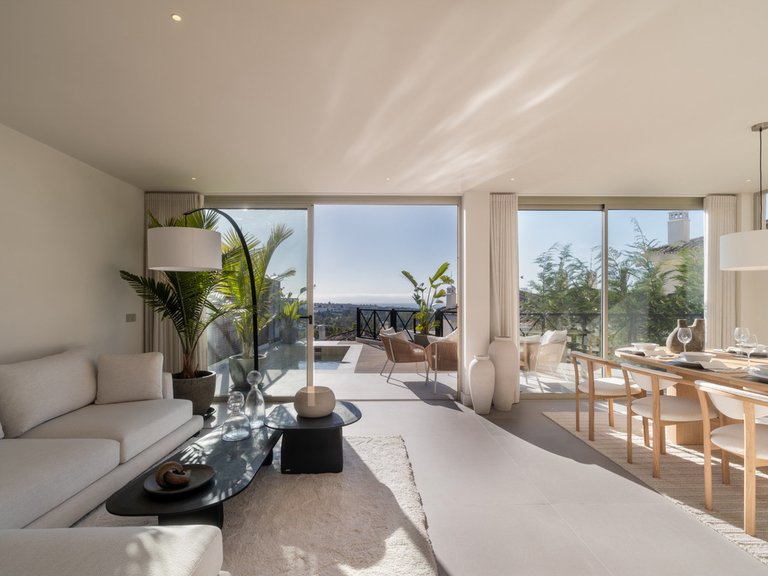 Apartment for Sale in Nueva Andalucía, Malaga 4