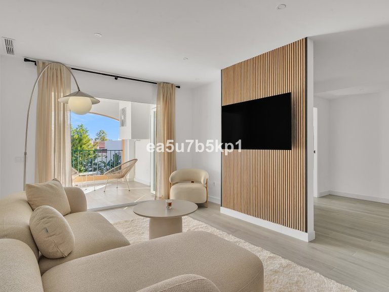 Apartment for Sale in Nueva Andalucía, Malaga 3
