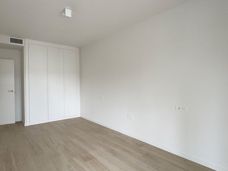 Apartment for Sale in Nueva Andalucía, Malaga 11