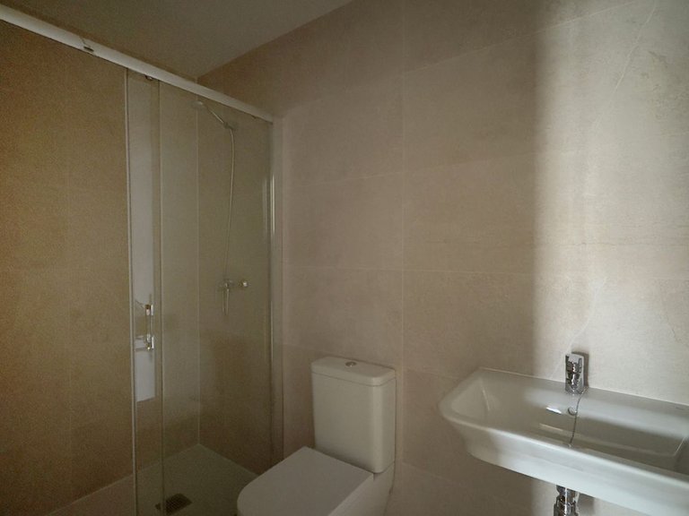 Apartment for Sale in Nueva Andalucía, Malaga 18