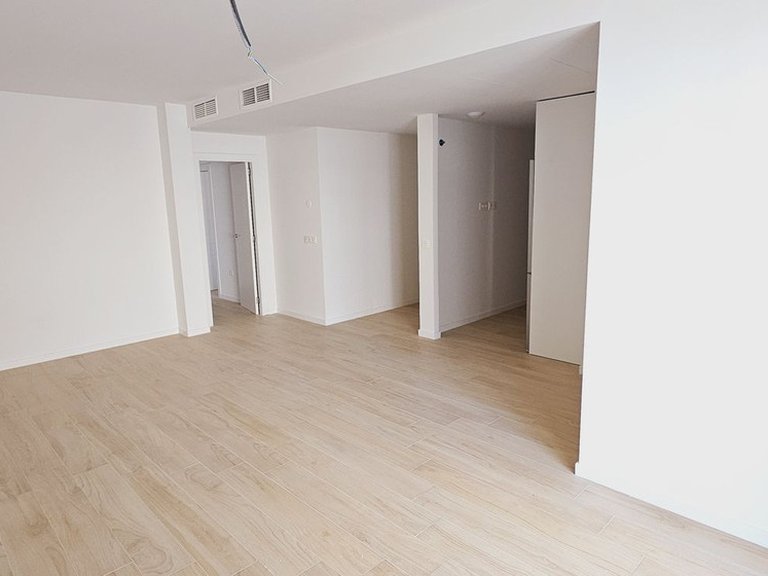 Apartment for Sale in Nueva Andalucía, Malaga 21