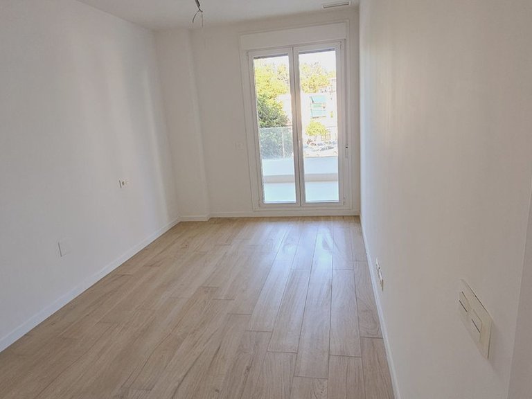 Apartment for Sale in Nueva Andalucía, Malaga 24
