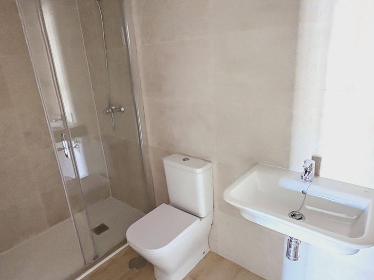 Apartment for Sale in Nueva Andalucía, Malaga 32