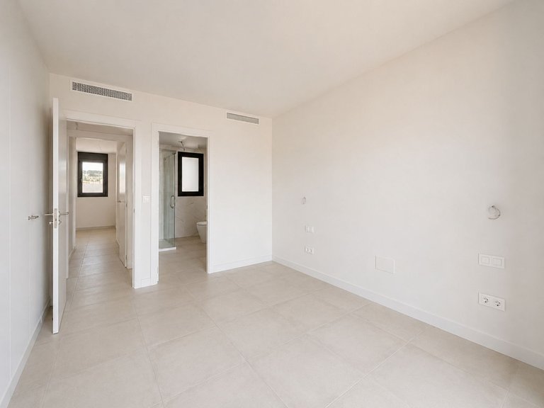 Apartment for Sale in Estepona, Malaga 11