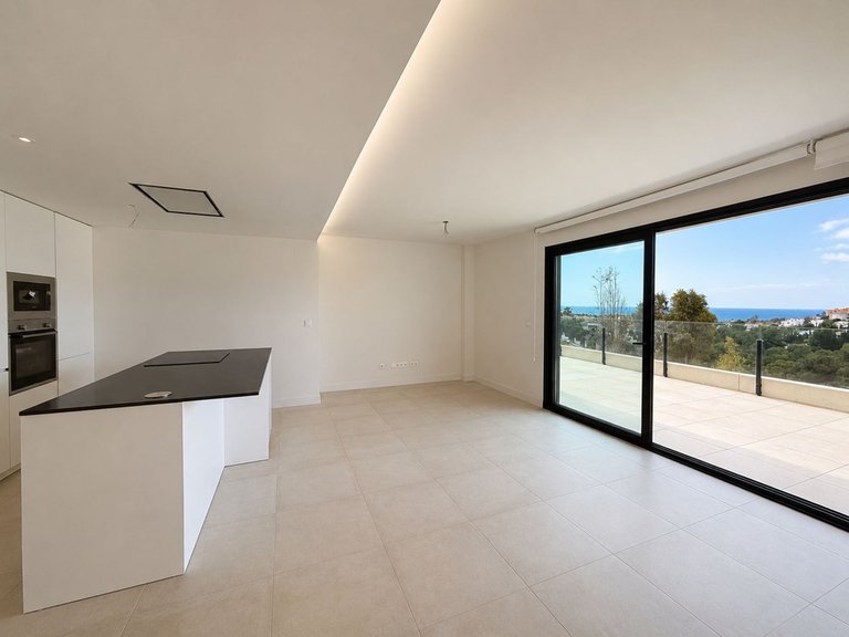 Apartment for Sale in Estepona, Malaga 2