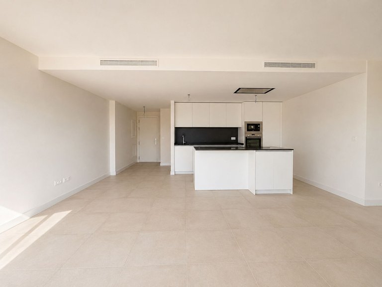 Apartment for Sale in Estepona, Malaga 3