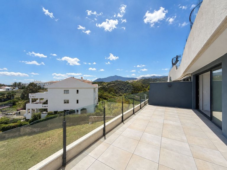 Apartment for Sale in Estepona, Malaga 8