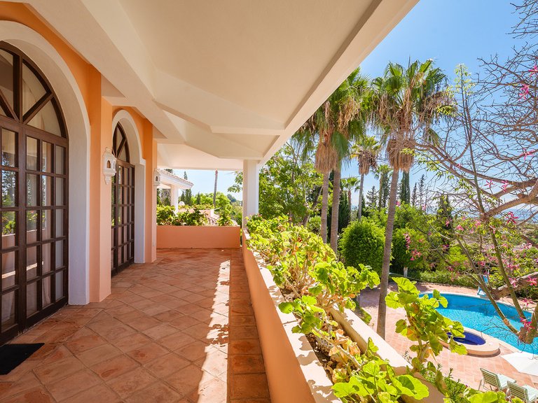 Villa for Sale in The Golden Mile, Malaga 18