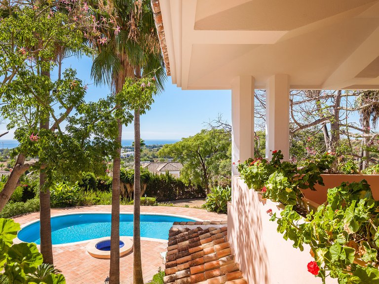 Villa for Sale in The Golden Mile, Malaga 28