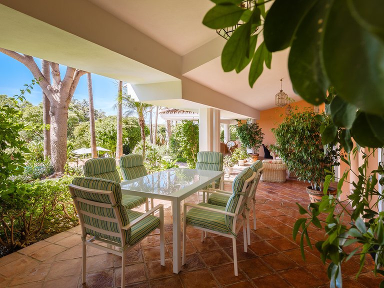 Villa for Sale in The Golden Mile, Malaga 32