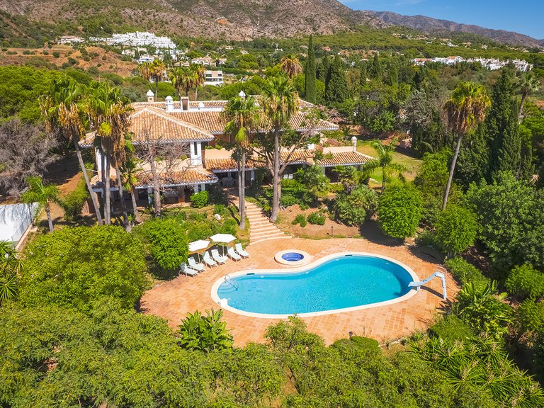 Villa for Sale in The Golden Mile, Malaga 34