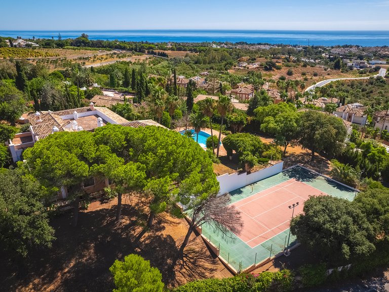 Villa for Sale in The Golden Mile, Malaga 37