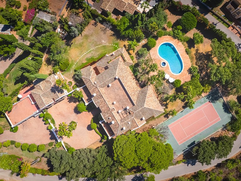 Villa for Sale in The Golden Mile, Malaga 55