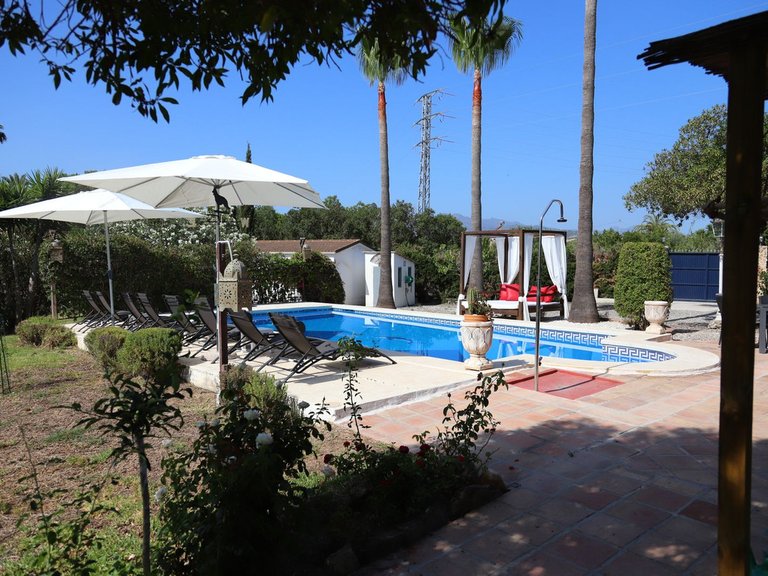 Villa for Sale in Alhaurín El Grande, Malaga 5