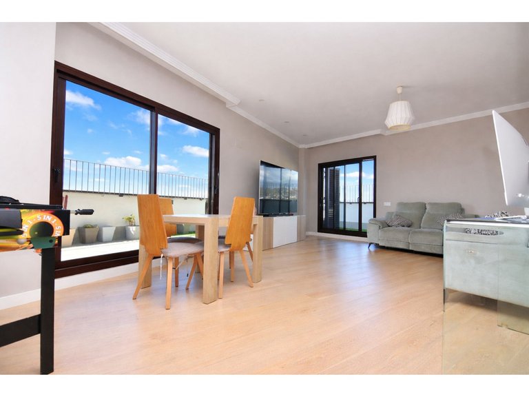 Apartment for Sale in Teatinos, Malaga 11