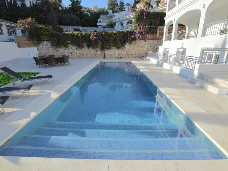 Villa for Sale in Benalmadena Pueblo, Malaga 1