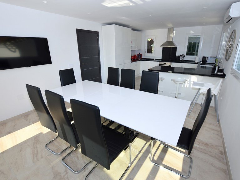 Villa for Sale in Benalmadena Pueblo, Malaga 13
