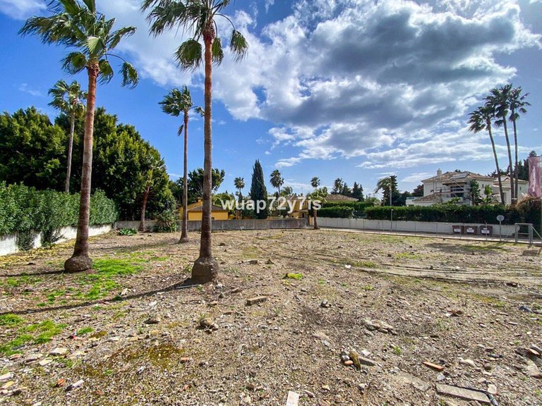 Plot for Sale in Guadalmina Baja, Malaga 2