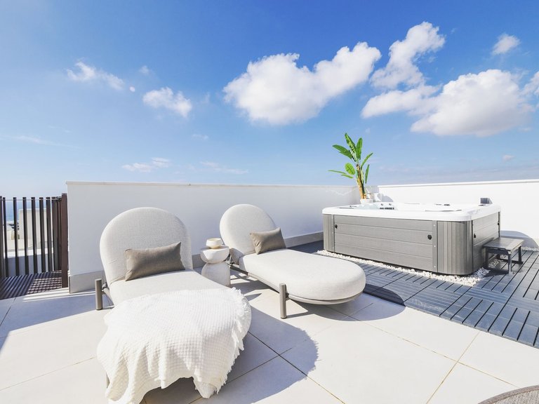 Apartment for Sale in Higueron, Malaga 11