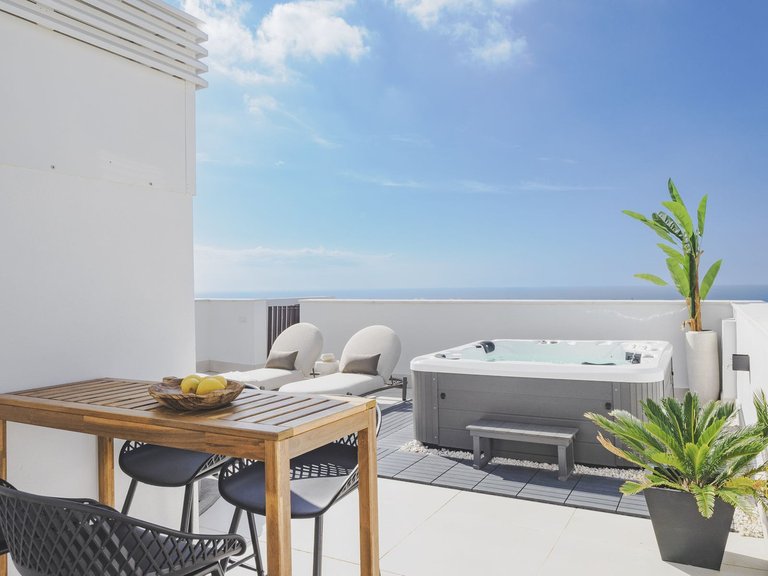 Apartment for Sale in Higueron, Malaga 12