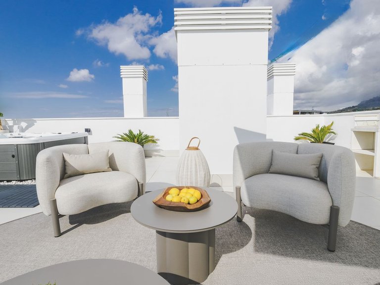 Apartment for Sale in Higueron, Malaga 17