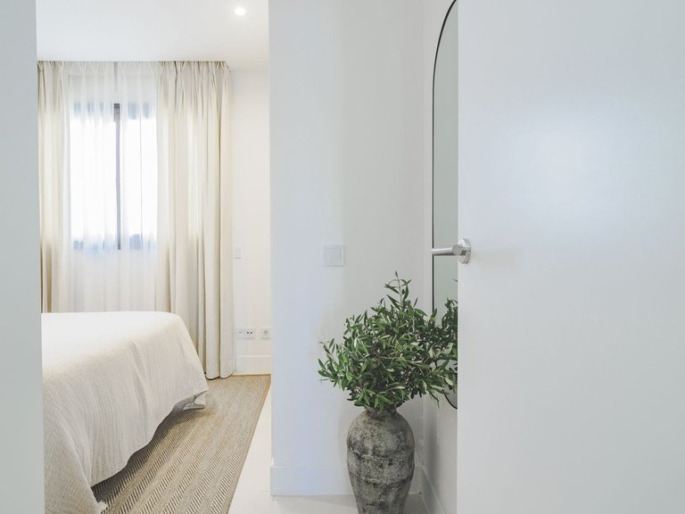 Apartment for Sale in Higueron, Malaga 35