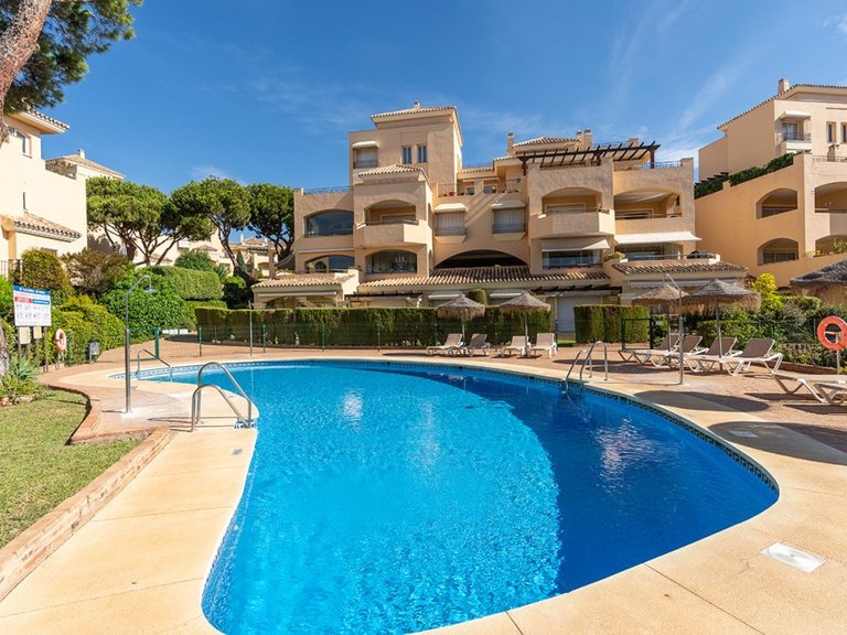 Apartment for Sale in Elviria, Malaga 1