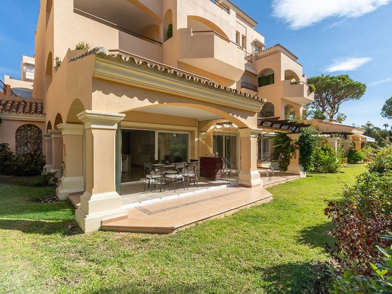 Apartment for Sale in Elviria, Malaga 12