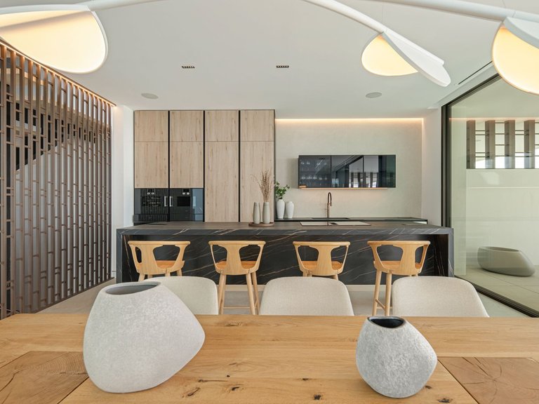 Villa for Sale in The Golden Mile, Malaga 16