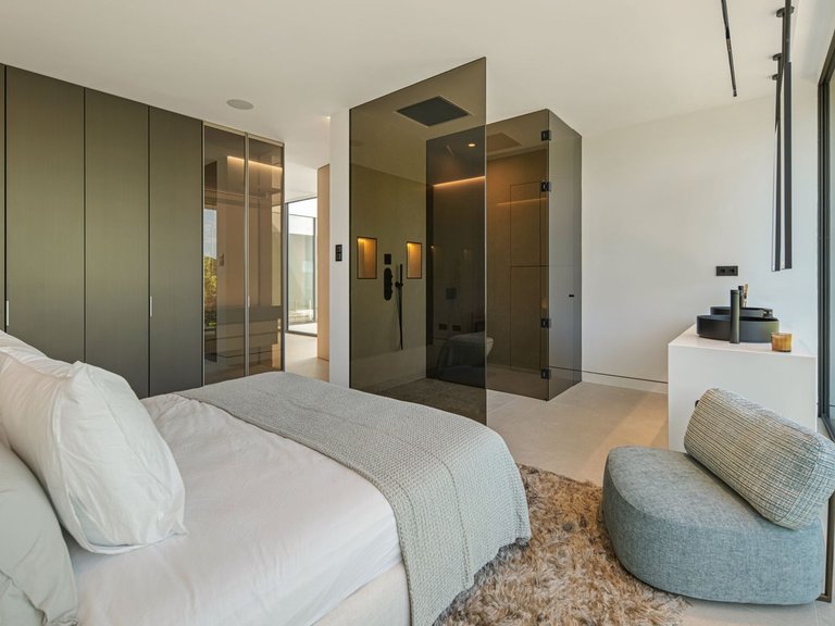 Villa for Sale in The Golden Mile, Malaga 22