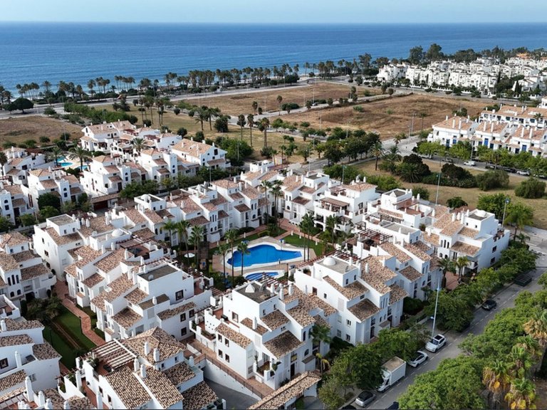 Apartment for Sale in San Pedro De Alcántara, Malaga 1