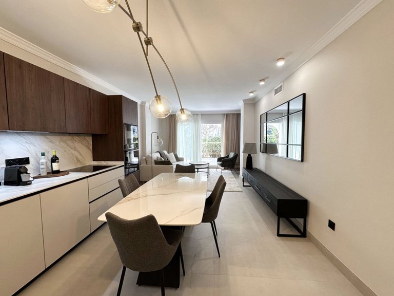 Apartment for Sale in San Pedro De Alcántara, Malaga 2