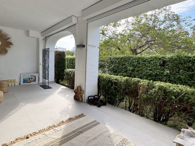 Apartment for Sale in San Pedro De Alcántara, Malaga 9