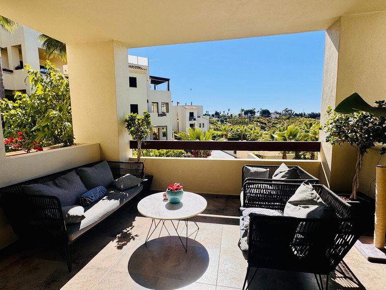 Apartment for Sale in Selwo, Malaga 1